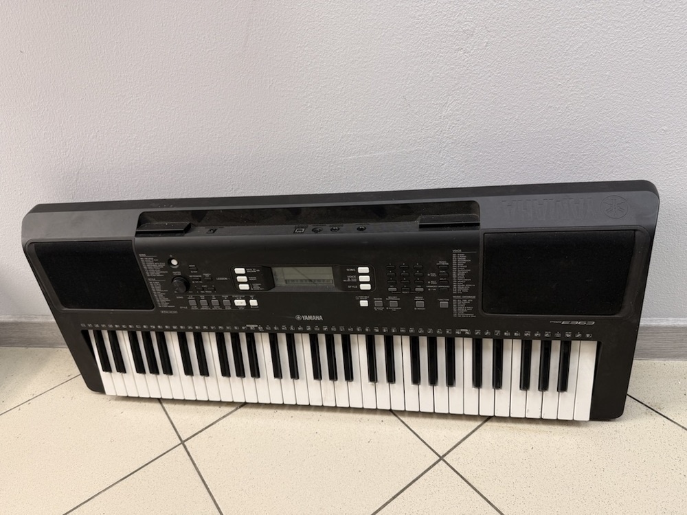 Синтезатор Yamaha PSR-E363