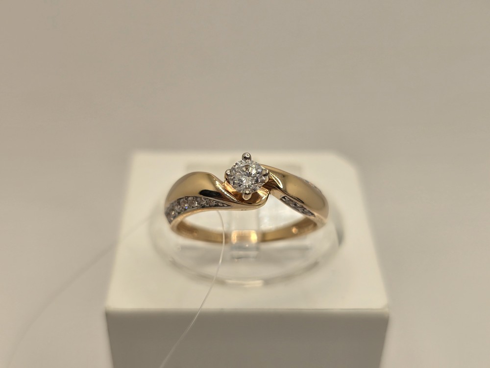 КОЛЬЦО С КАМНЯМИ (Au 585)