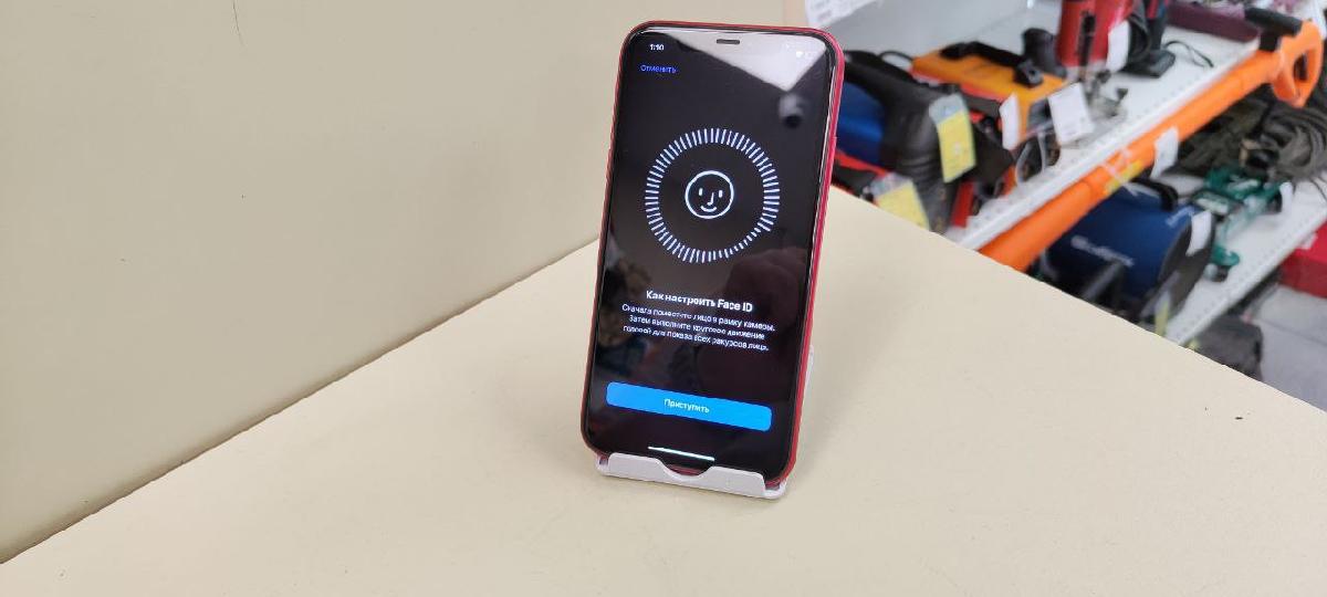 Смартфон Apple iPhone 11 64Gb