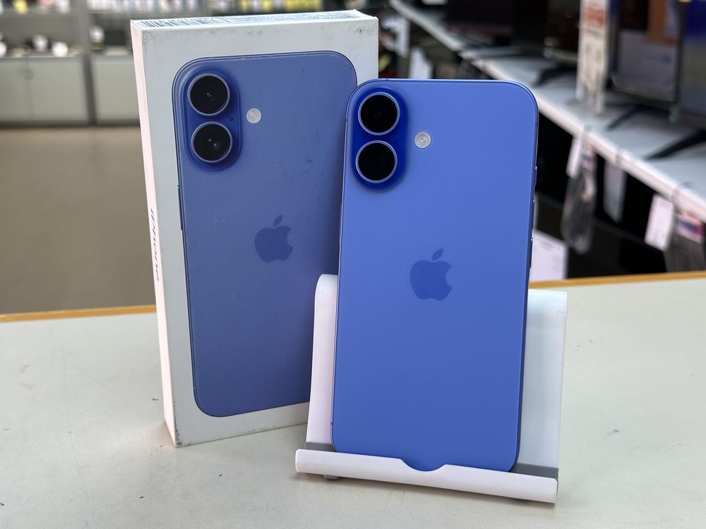 Смартфон Apple Iphone 16 128Gb