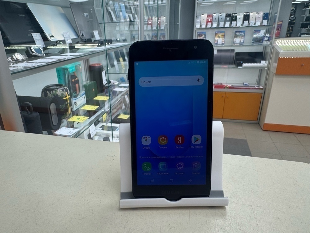 Смартфон Samsung Galaxy J2 Core 1/8