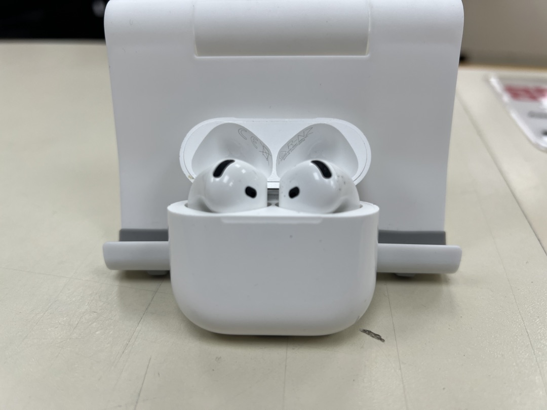 Наушники беспроводные Apple AirPods 4 с ANC