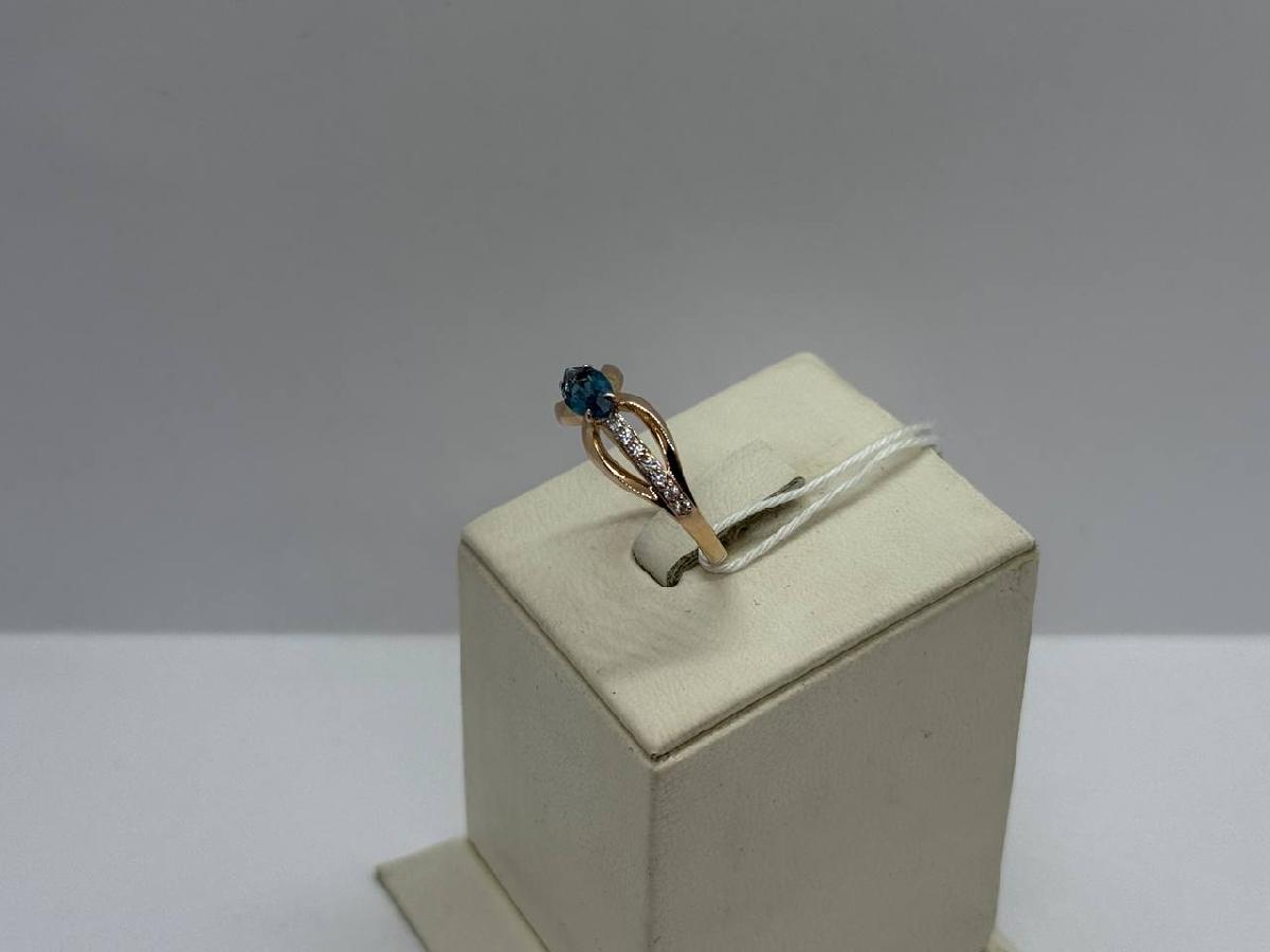 КОЛЬЦО С КАМНЯМИ (Au 585)