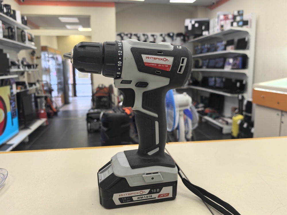 Шуруповерт Интерскол ДА 10-18В АПИ