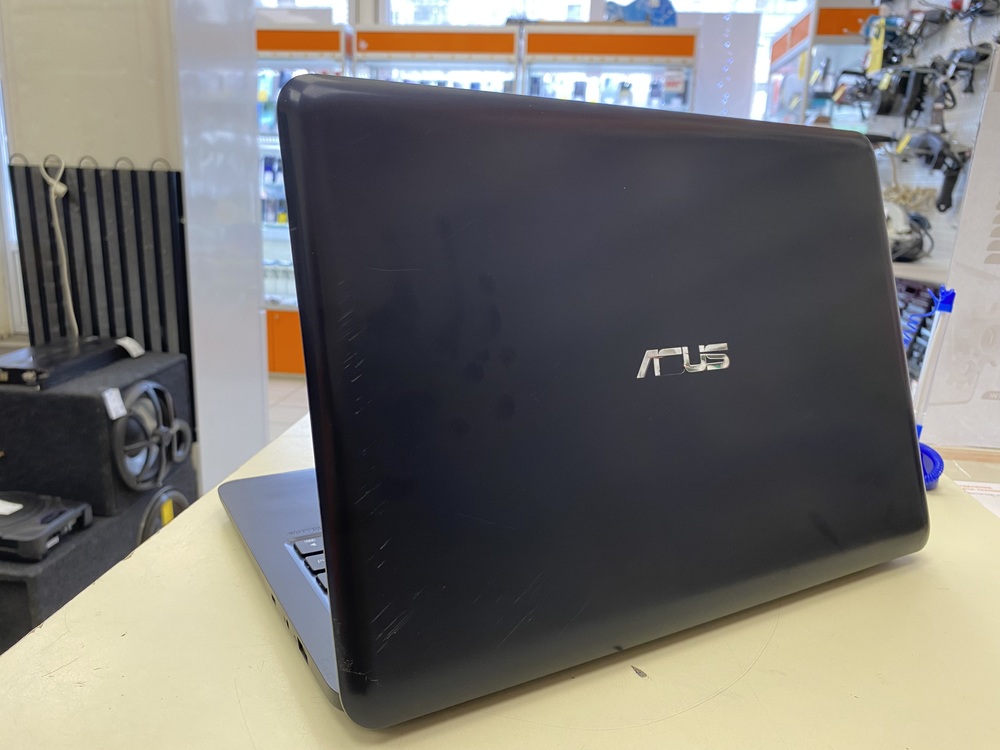 Ноутбук ASUS e402s; Celeron N3050, HD Graphics, 2 Гб, 32 Гб, Нет