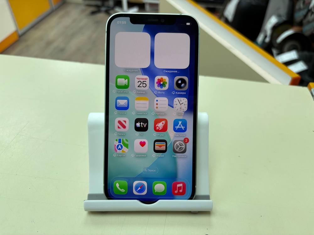 Смартфон Apple iPhone 12 64Gb