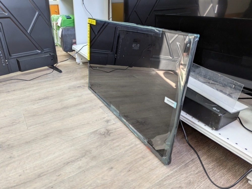 LED Телевизор BQ 32FS34B