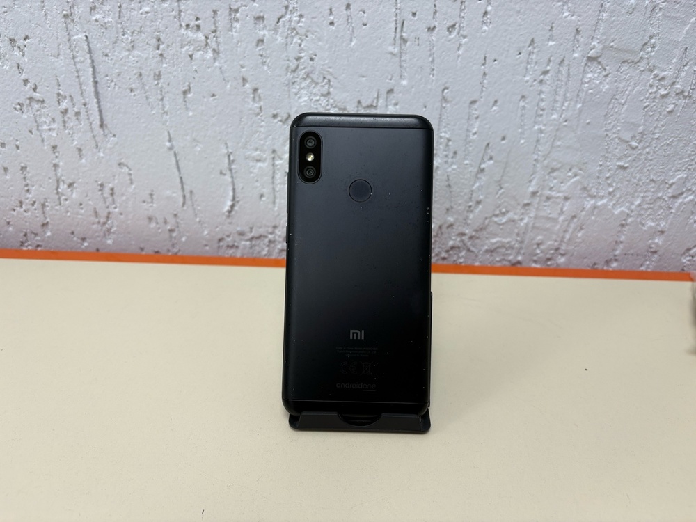 Смартфон Xiaomi Mi A2 Lite 4/32