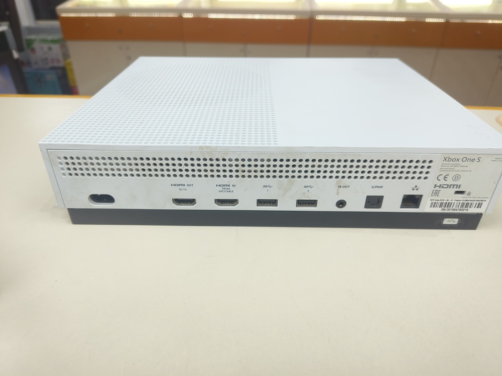 Игровая приставка Xbox One S 500Gb