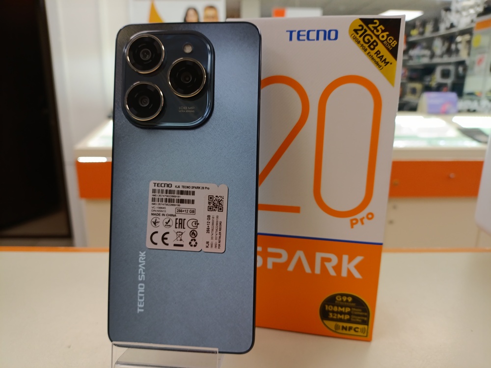 Смартфон Tecno Spark 20 Pro 12/256