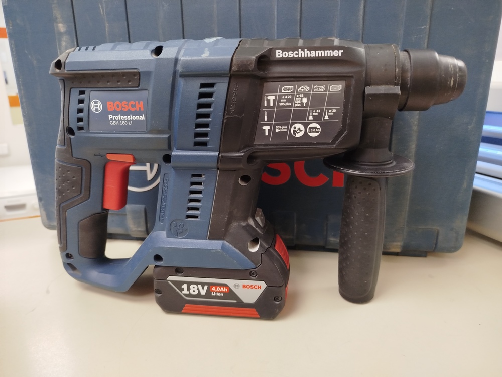 Перфоратор Bosch GBH 180-LI 0611911121;