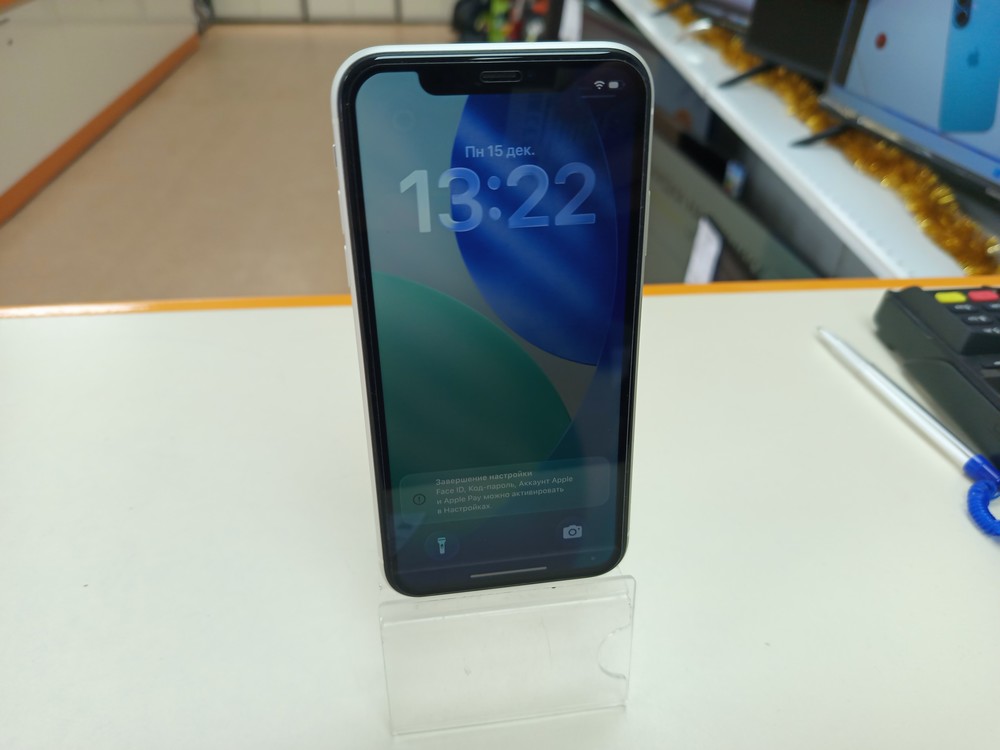Смартфон Apple iPhone 11 128Gb