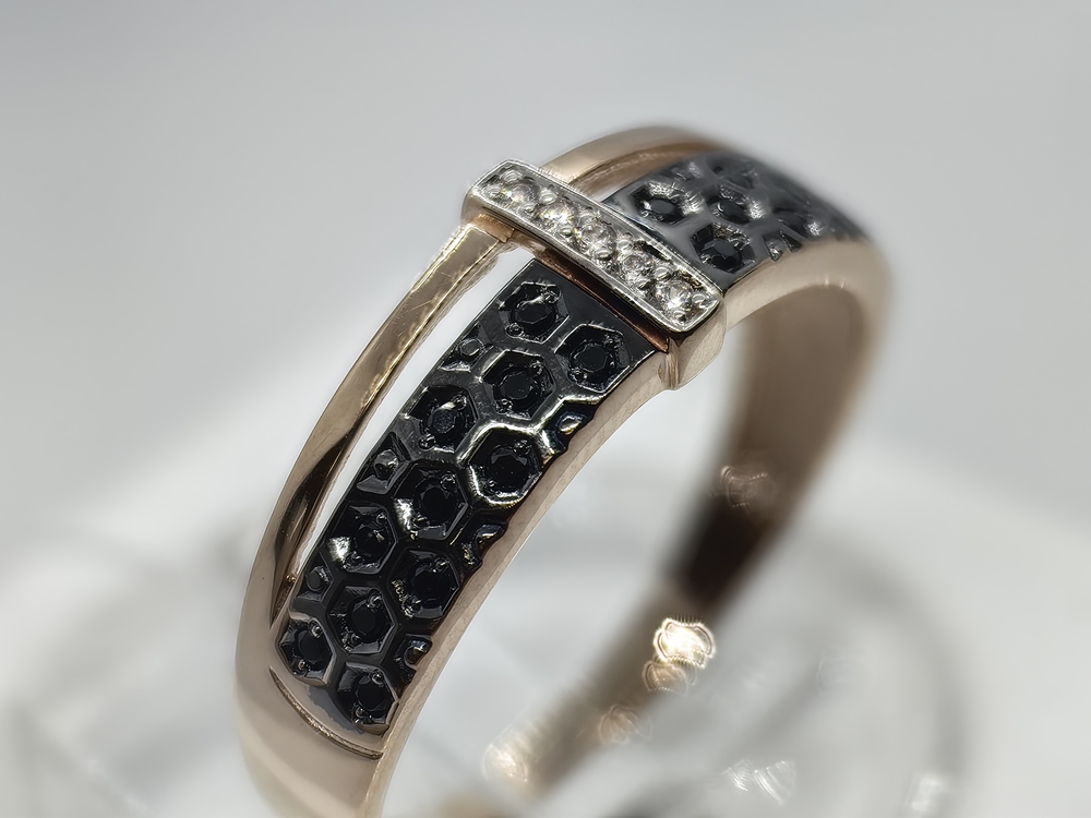 КОЛЬЦО С КАМНЯМИ (Au 585)