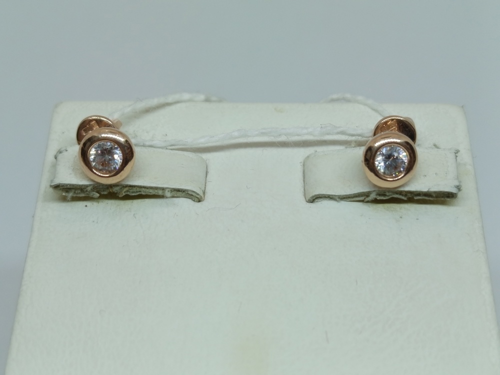 СКМ585 СЕРЬГИ С КАМНЕМ (Au 585)