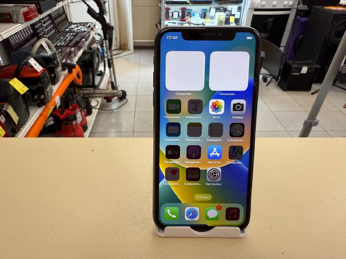 Смартфон Apple iPhone X 64Gb