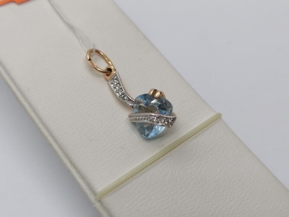 ПОДВЕСКА С КАМНЯМИ (Au 585)