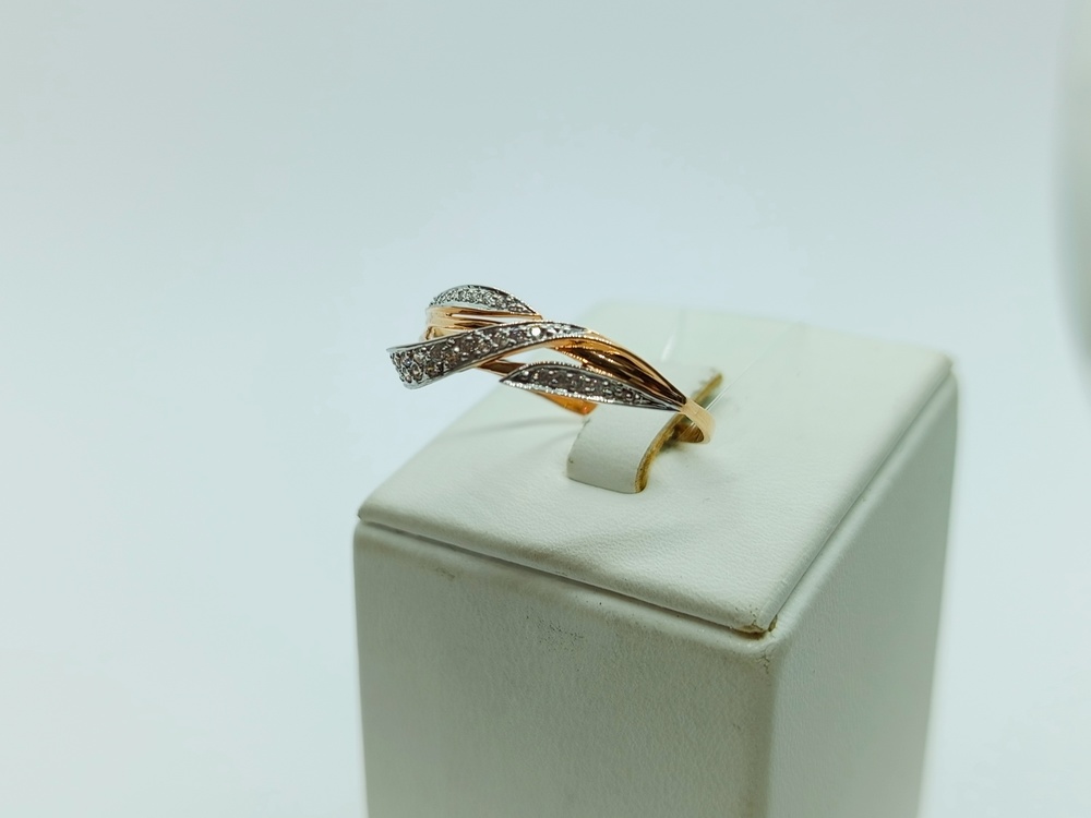 КОЛЬЦО С КАМНЯМИ (Au 585)