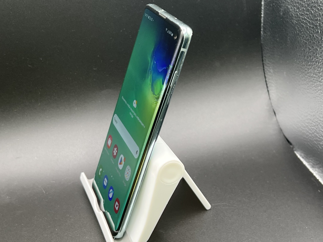 Смартфон Samsung Galaxy S10 6/128