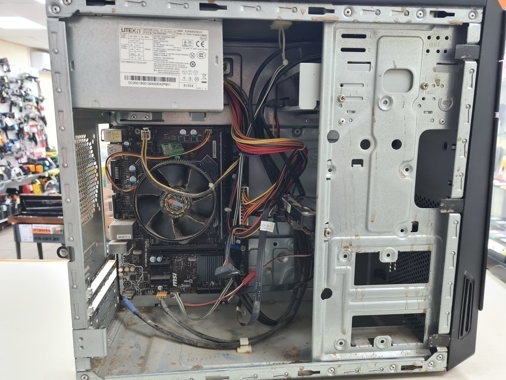 Системный блок DEXP; Core i3-7100, HD Graphics, 8 Гб, Нет, 1 Tb