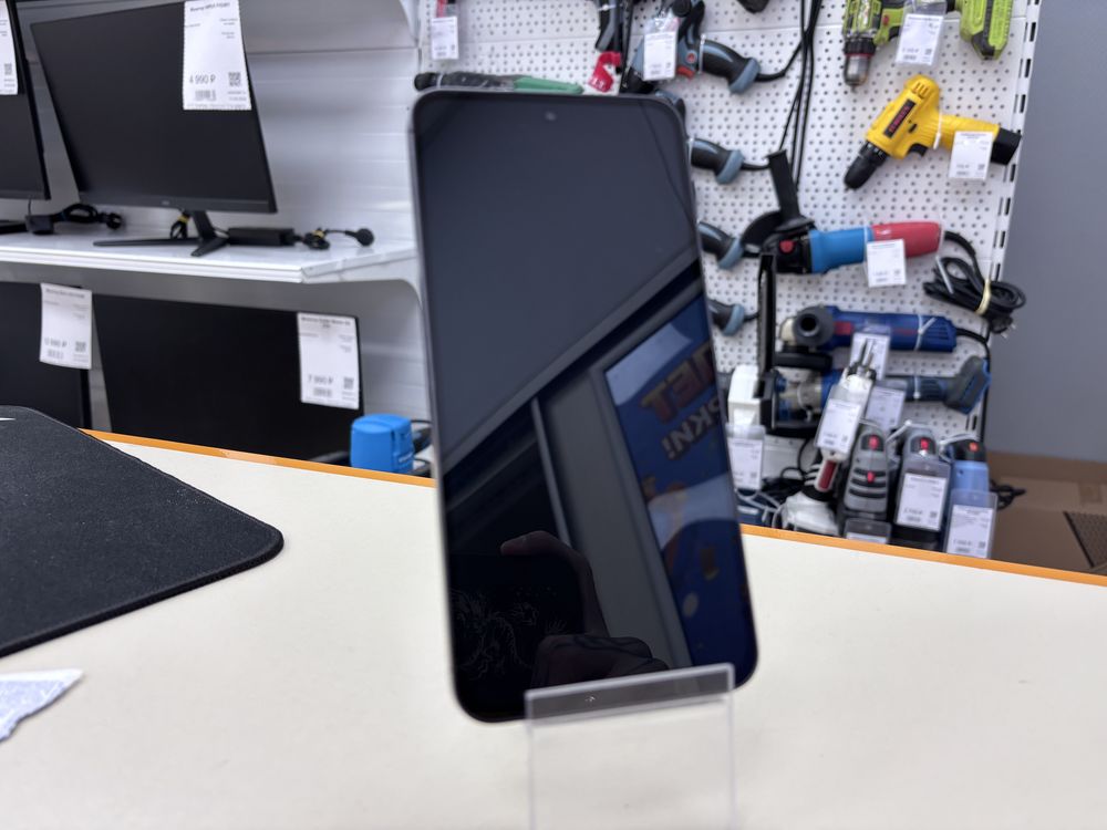 Смартфон Samsung Galaxy S24 FE 8/128