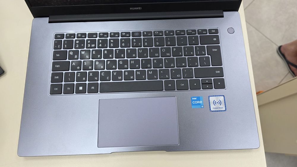 Ноутбук Huawei; I3-1115G4, Intel UHD Graphics 600, 8 Гб, 256 Гб, Нет