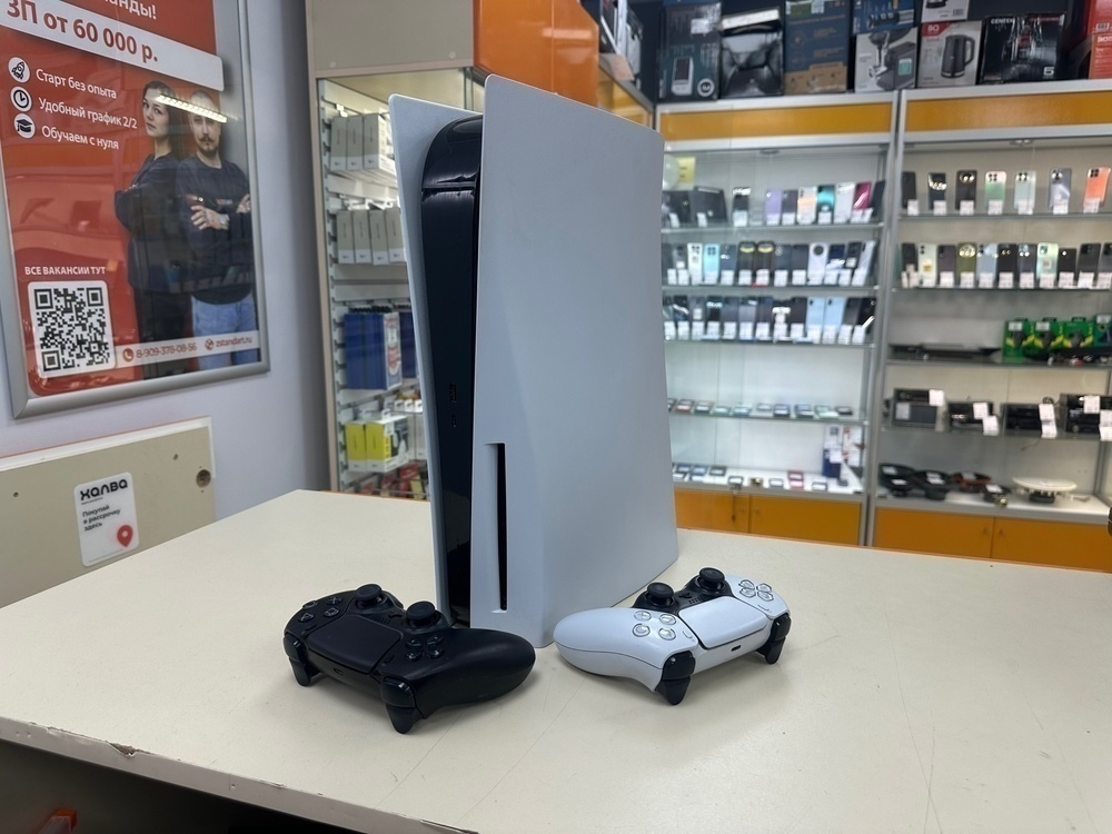 Игровая приставка PlayStation 5 825Gb (С дисководом)