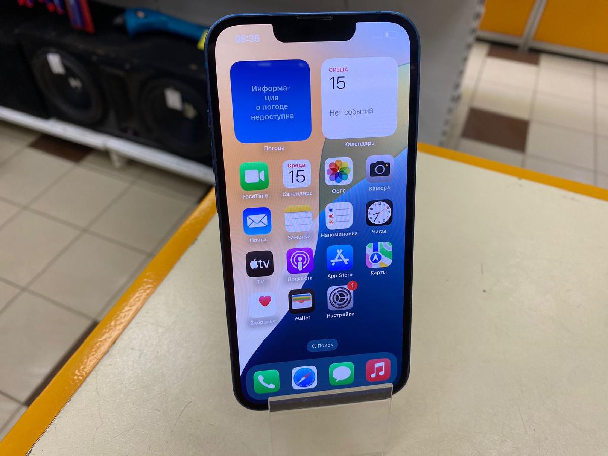 Смартфон Apple iPhone 13 128Gb