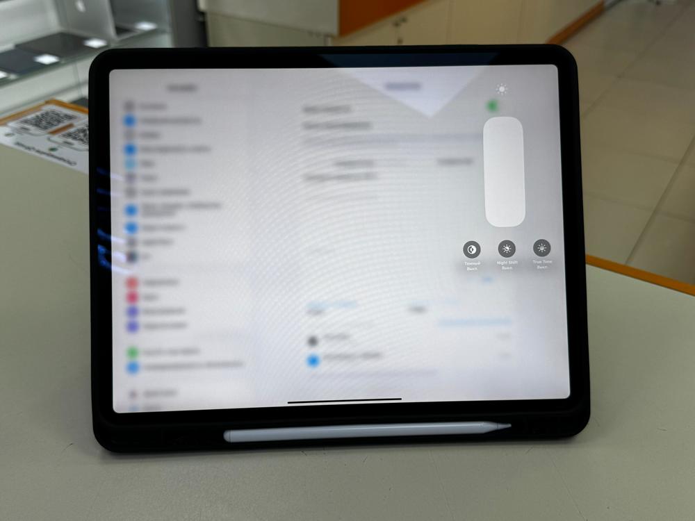 Планшет Apple iPad Pro 12.9 2018 256 ГБ Wi-Fi (A1876)