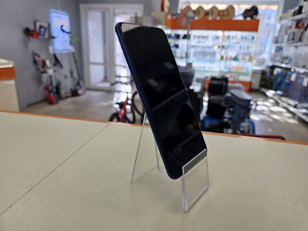 Смартфон Samsung Galaxy A10 2/32