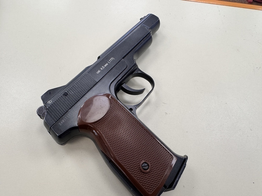 Пистолет пневматический Borner APS BlowBack