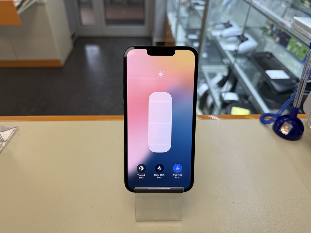 Смартфон Apple iPhone 13 128Gb