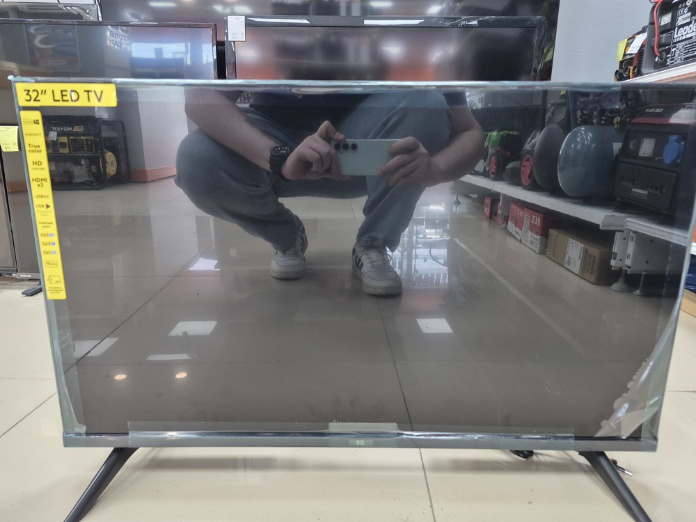 LED Телевизор BQ 32FS34B