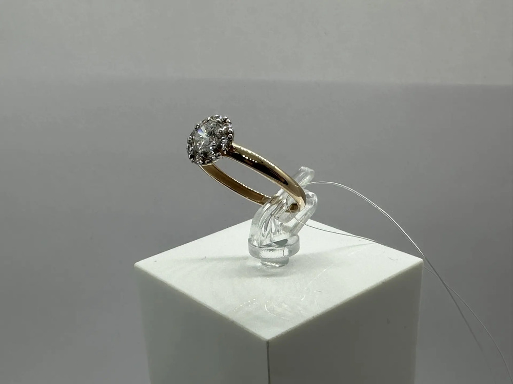 КОЛЬЦО С КАМНЯМИ (Au 585)