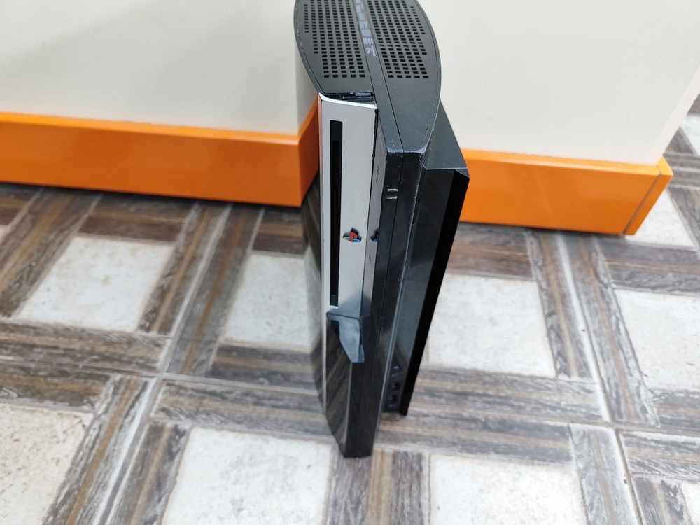 Игровая приставка PlayStation 3 320gb