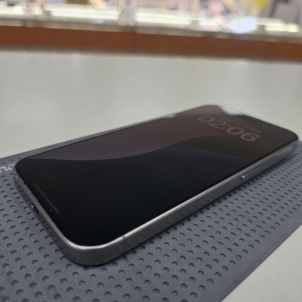 Смартфон Apple Iphone 15 Pro 256Gb