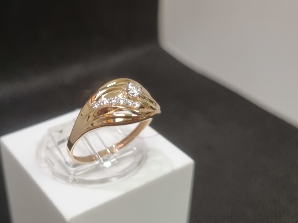 КОЛЬЦО С КАМНЯМИ (Au 585)