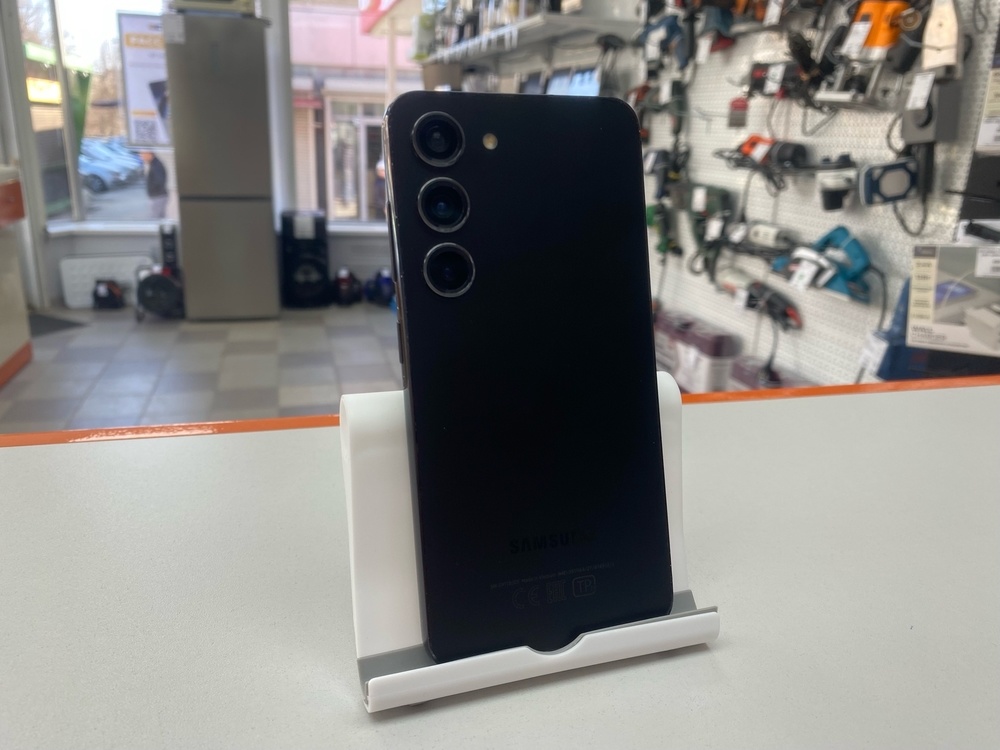 Смартфон Samsung Galaxy S23 8/128