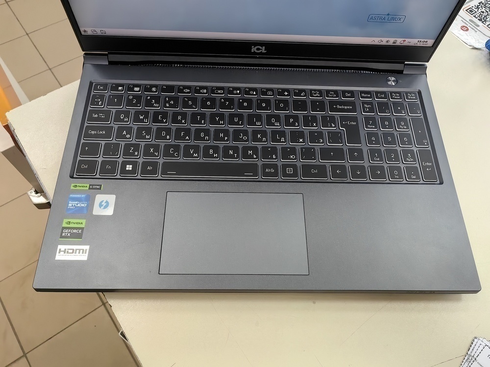Ноутбук ICL; i7-13650HX, Geforce RTX 4060, 16 Гб, 250 Гб, Нет