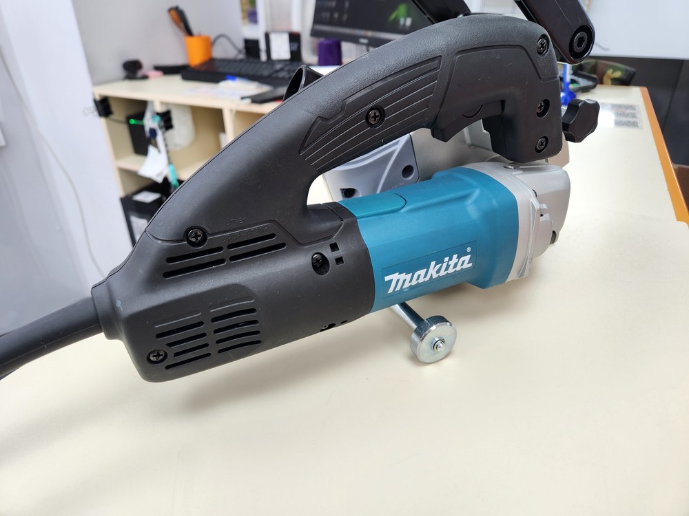 Штроборез Makita SG1251