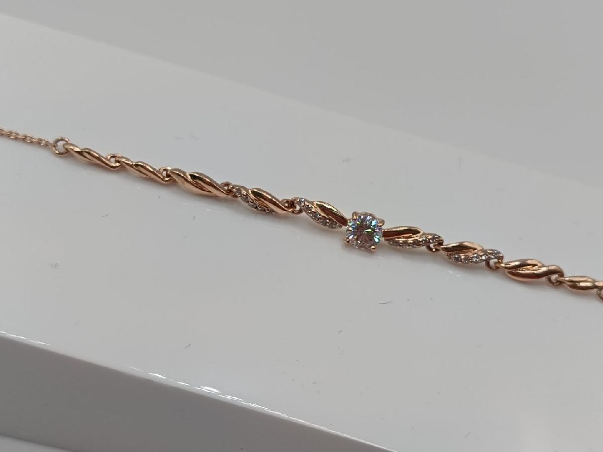 Б585 БРАСЛЕТ С КАМНЯМИ (Au 585)