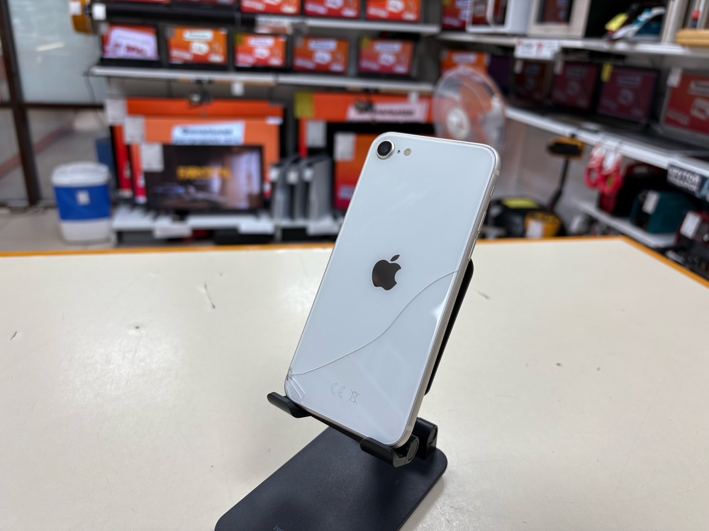 Смартфон Apple Iphone SE 2022 64GB