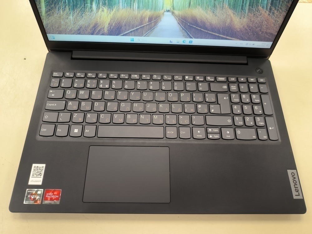 Ноутбук Lenovo V15 G4 AMN; Ryzen 5 7520U, HD Graphics, 8 Гб, 256 Гб, Нет