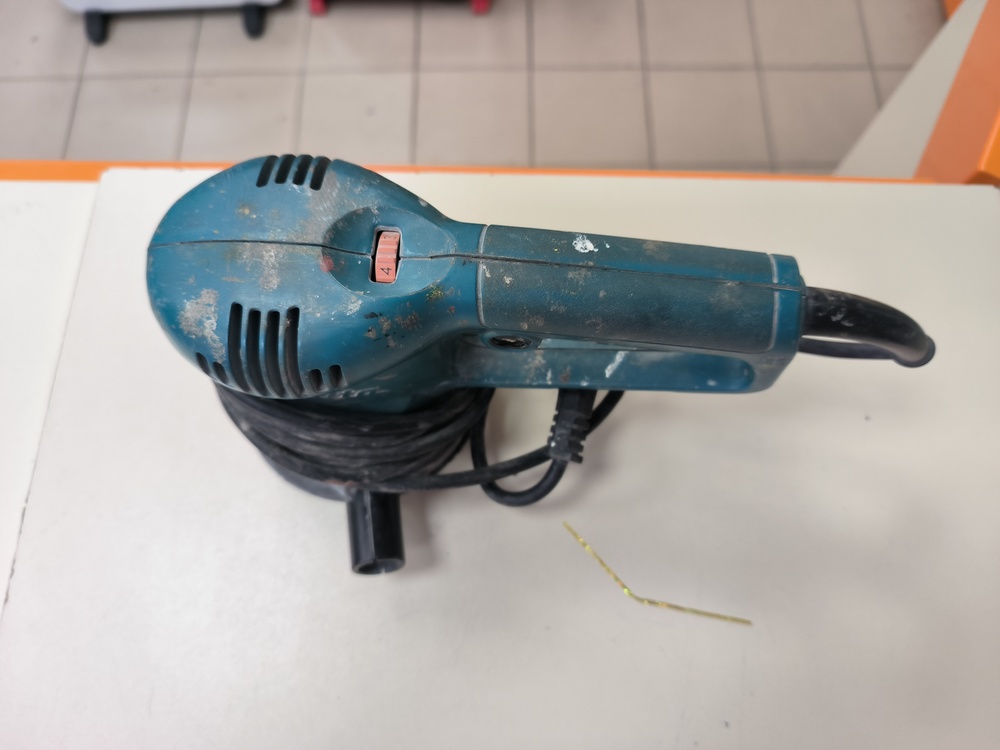 Шлифовальная машина Makita BO5021