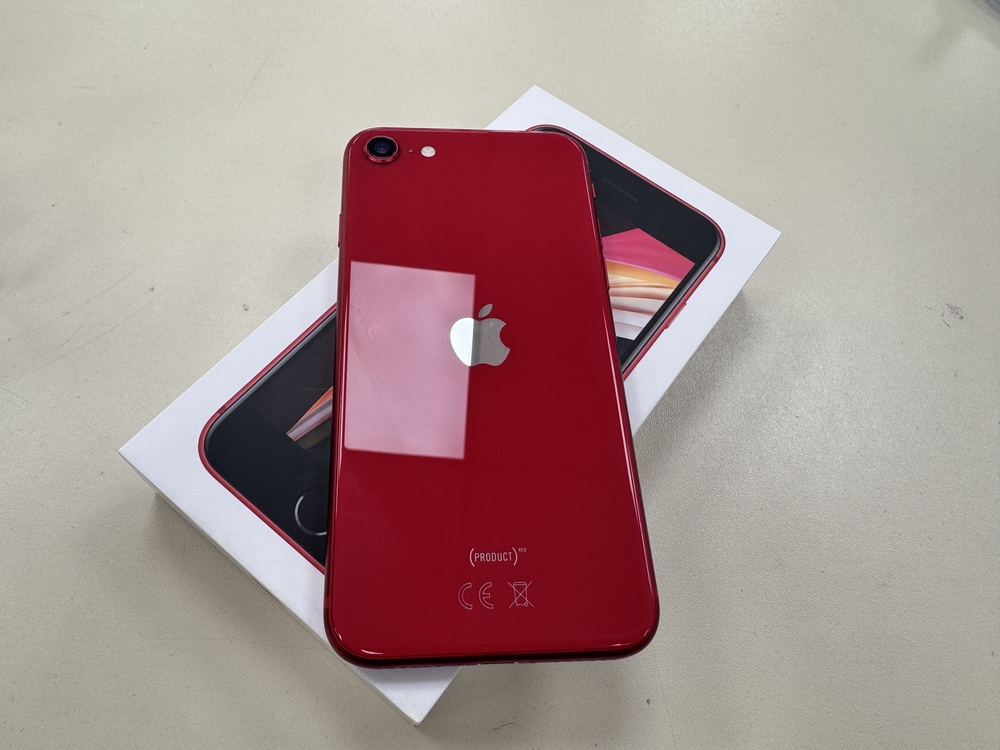 Смартфон Apple iPhone SE 2020 64Gb