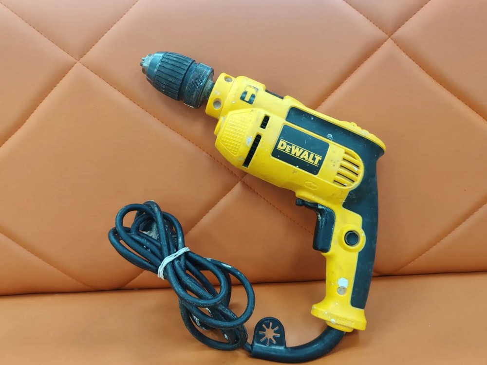 Дрель Dewalt DWD 024-QS