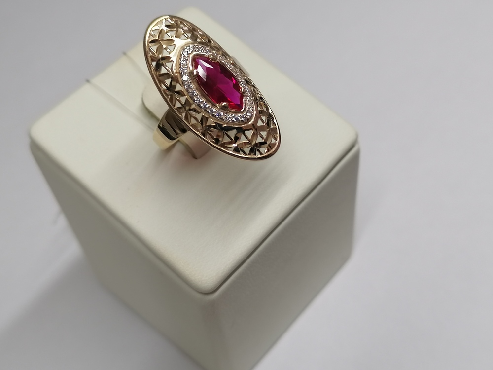 КОЛЬЦО С КАМНЯМИ (Au 585)