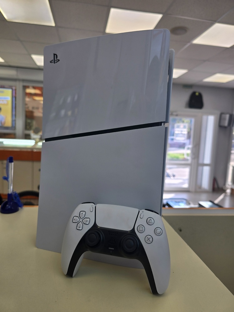 Игровая приставка PlayStation 5 Slim 1TB (С дисководом)