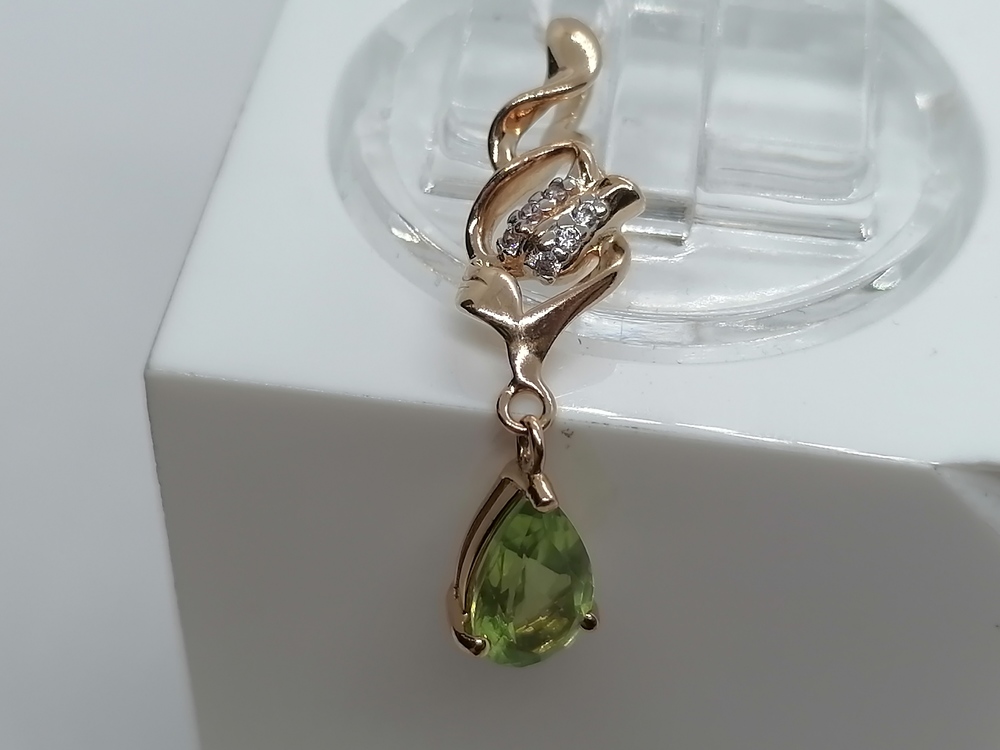 ПОДКМИ585 ПОДВЕСКА С КАМНЯМИ (Au 585)