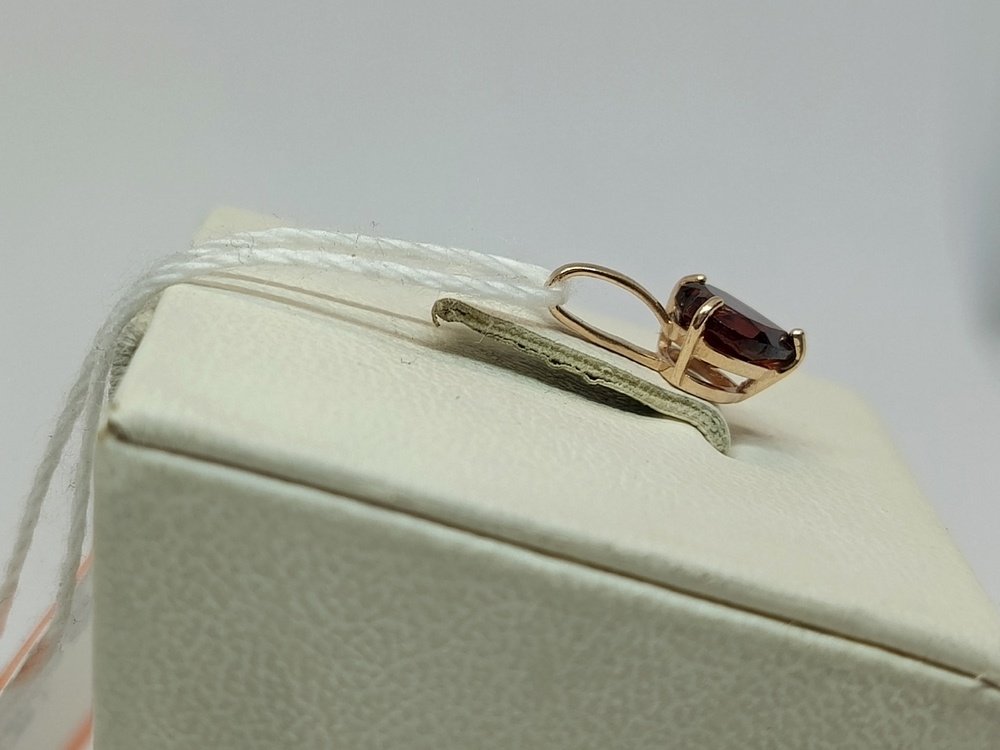 ПОДВЕСКА С КАМНЕМ (Au 585)