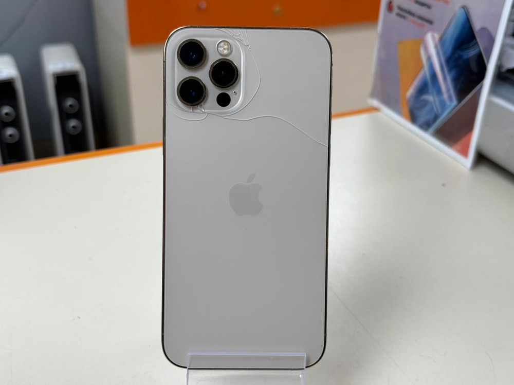 Смартфон Apple iPhone 12 Pro 256Gb